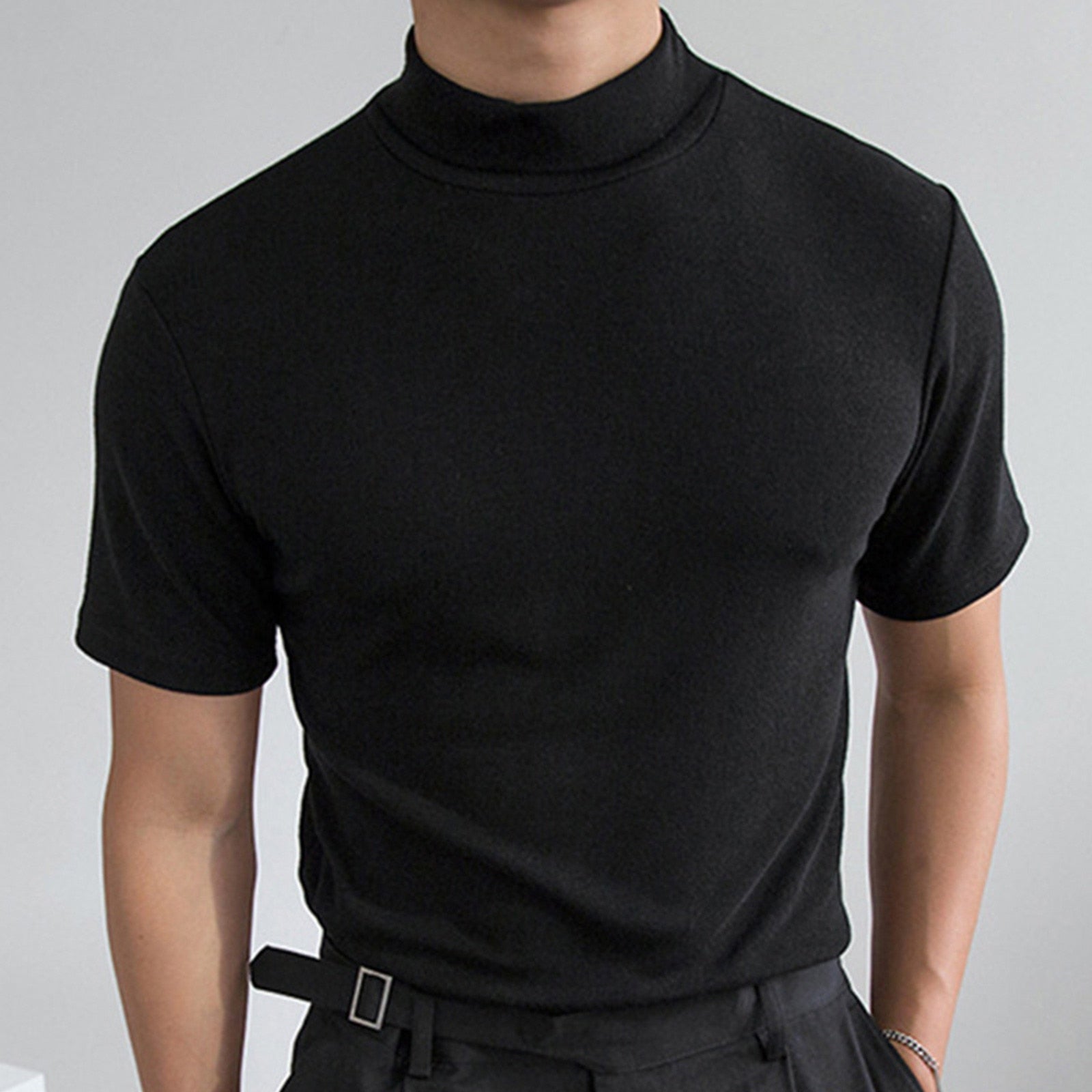 Short hotsell neck turtleneck